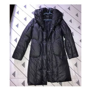 Black puffer jacket